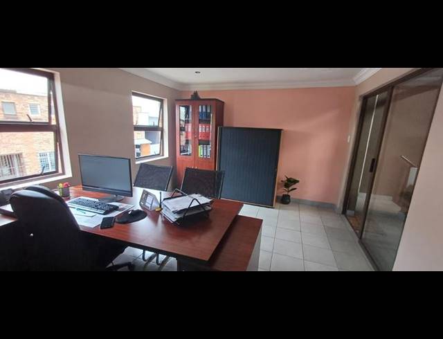 INDUSTRIAL FOR SALE IN SEBENZA